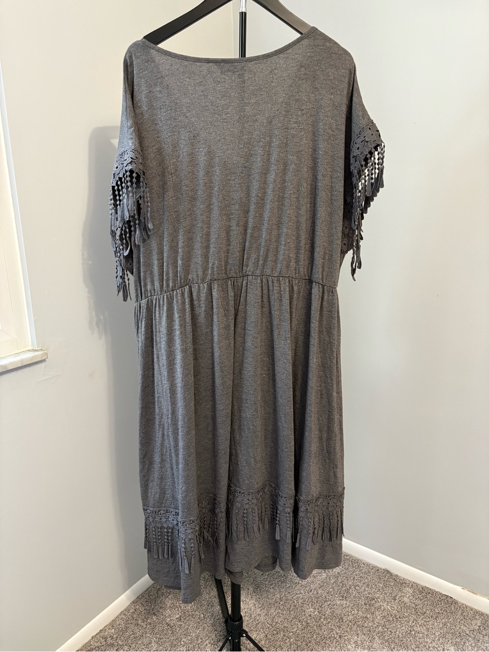 BloomChic Gray Crochet Fringe Midi Dress Plus 22-24 US Boho Chic Casual Knit - Picture 4 of 10